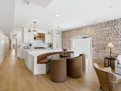 44 State Street Charleston, SC 29401