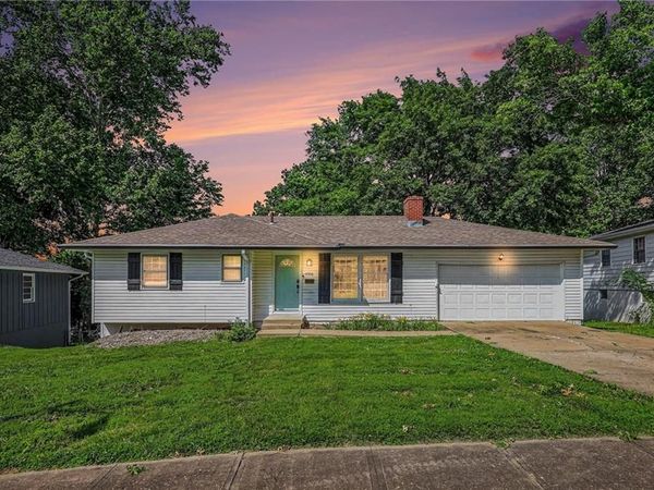 4300 E 104th Terrace, Kansas City, MO 64137