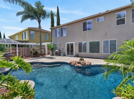 9472 Rhone Valley Way, Elk Grove, CA 95624 Photo