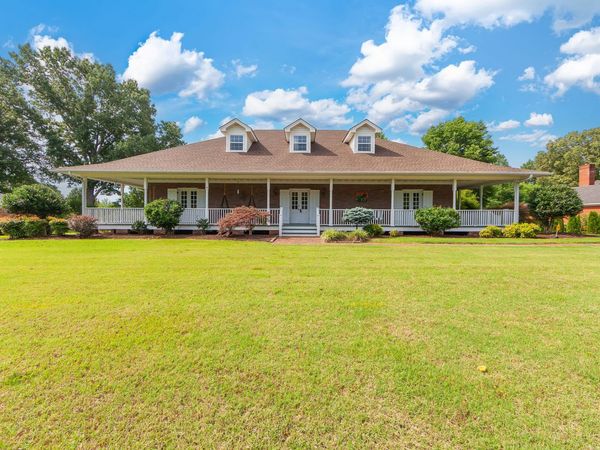 2812 Chere Carol Rd , Humboldt, TN 38343
