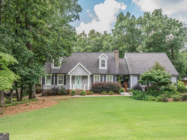 31 Ridgefield Drive SE, Silver Creek, GA 30173
