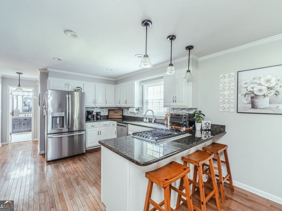 Property Image 8