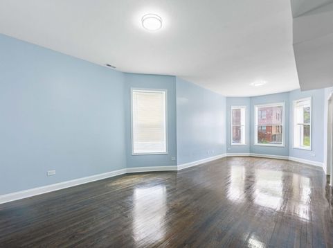 Main Photo