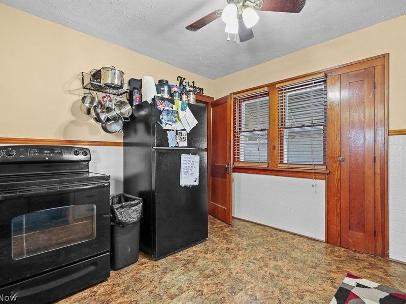 6210 Alber Avenue, Parma, OH 44129 Photo 13