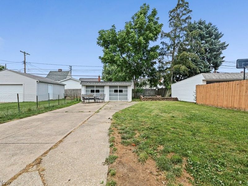 6210 Alber Avenue, Parma, OH 44129 Photo 37