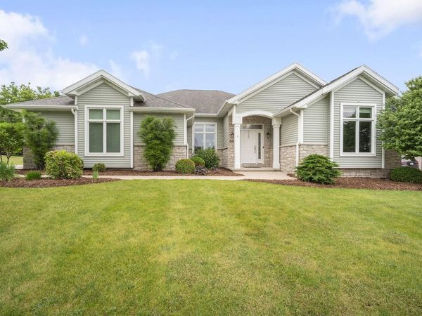 1604 Bellevue BOULEVARD, Fond Du Lac, WI 54937