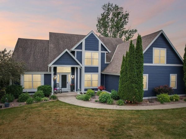 S96W34687 Jericho DRIVE, Eagle, WI 53119