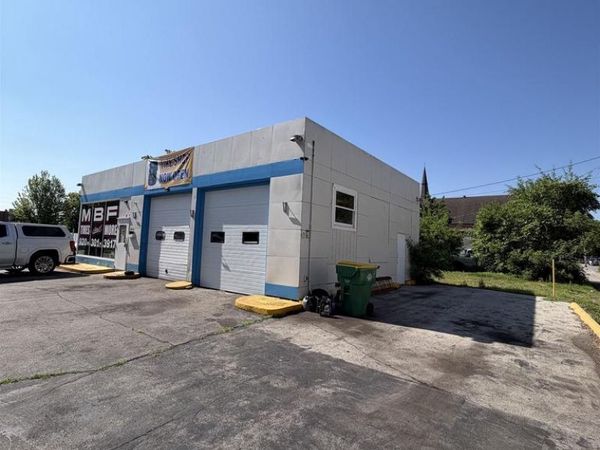 605 DOUSMAN STREET, Green Bay, WI 54303