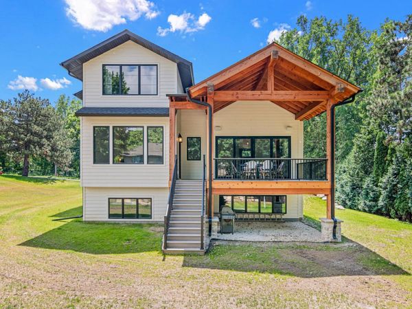 609 Callahan Place, Mendota Heights, MN 55118