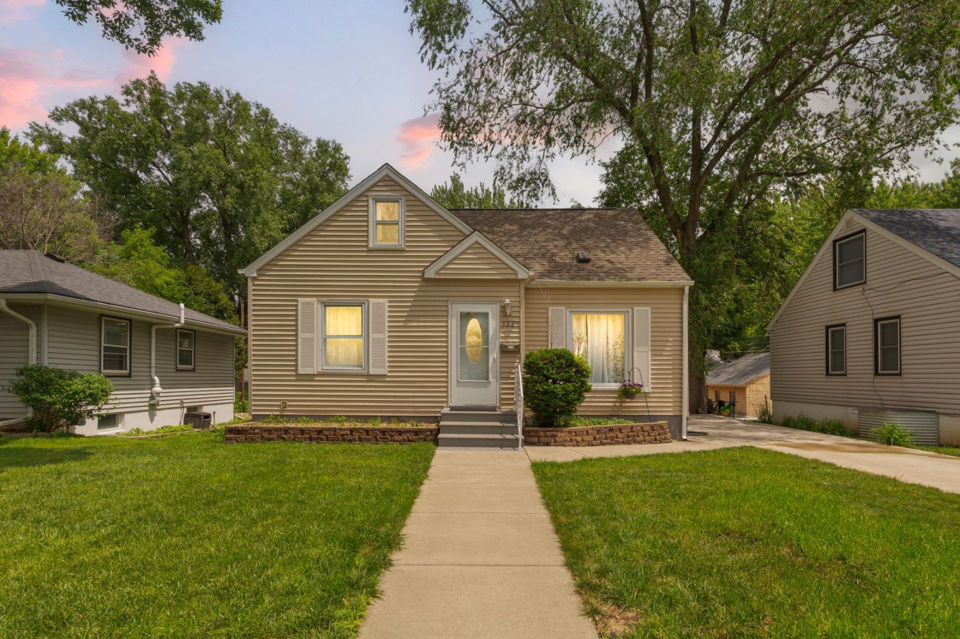 3229 Texas Avenue S, Saint Louis Park, MN 55426