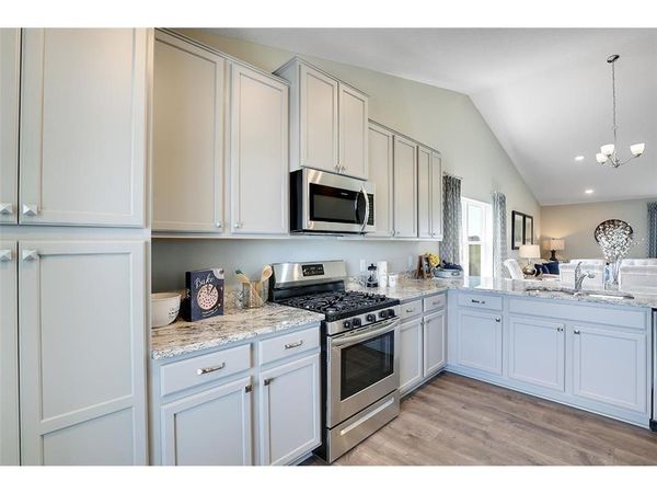 9820 Upper 89th Street S, Cottage Grove, MN 55016