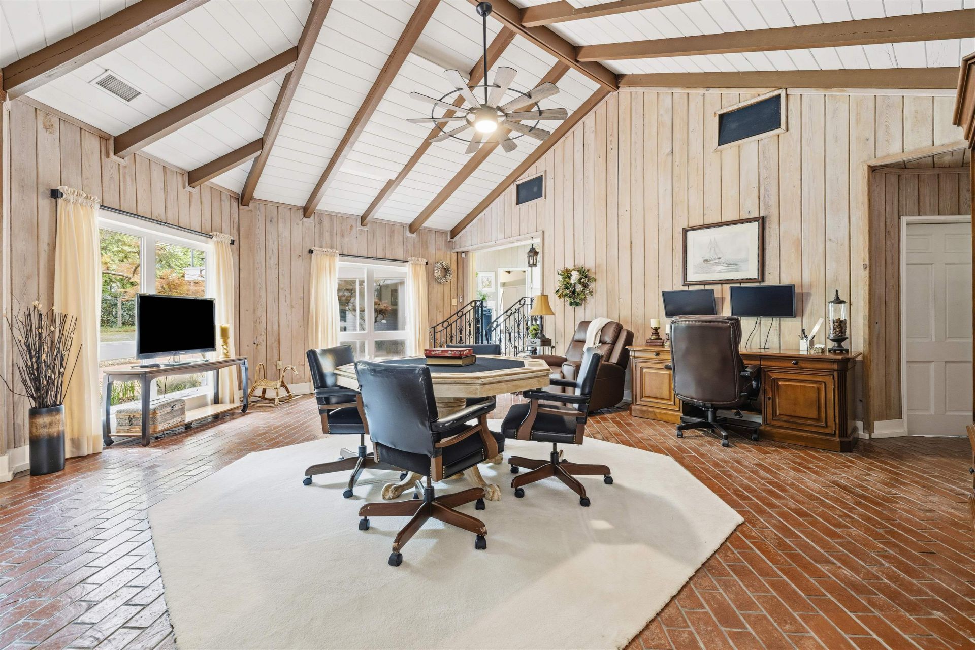 75 Cypress Ln.  Photo 9