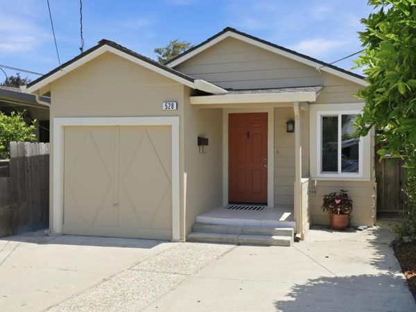 528 Macarthur Avenue , Redwood City, CA 94063