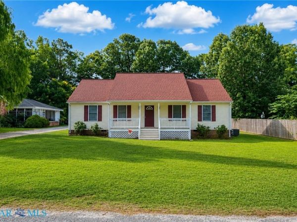 7306 Leigh Drive , Hayes, VA 23072