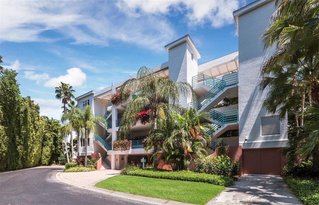 370 Gulf Of Mexico Drive, Unit 432, Longboat Key, FL 34228 Main Photo