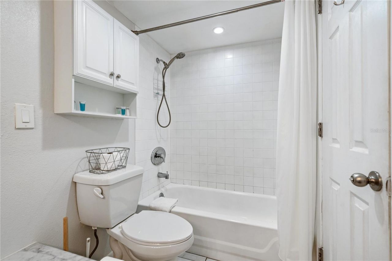 230 Medallion Boulevard , Unit E, Madeira Beach, FL 33708 Photo