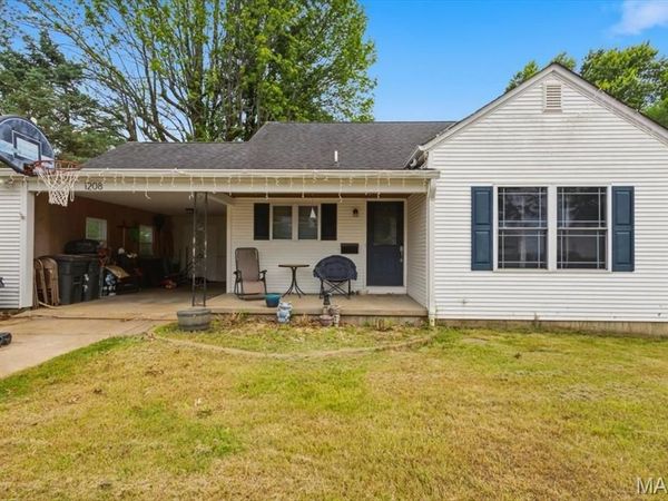 1208 W 7th Street , Washington, MO 63090