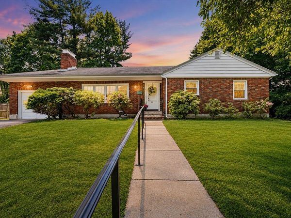 22 Maxdale Rd, Worcester, MA 01602