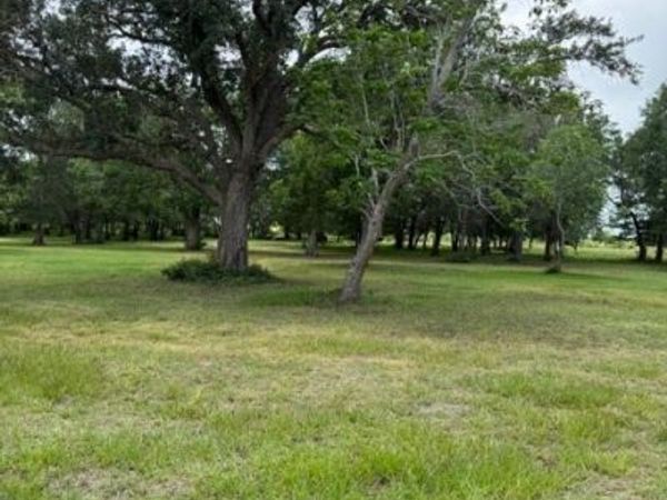 19313 State Highway 172, La Ward, TX 77970