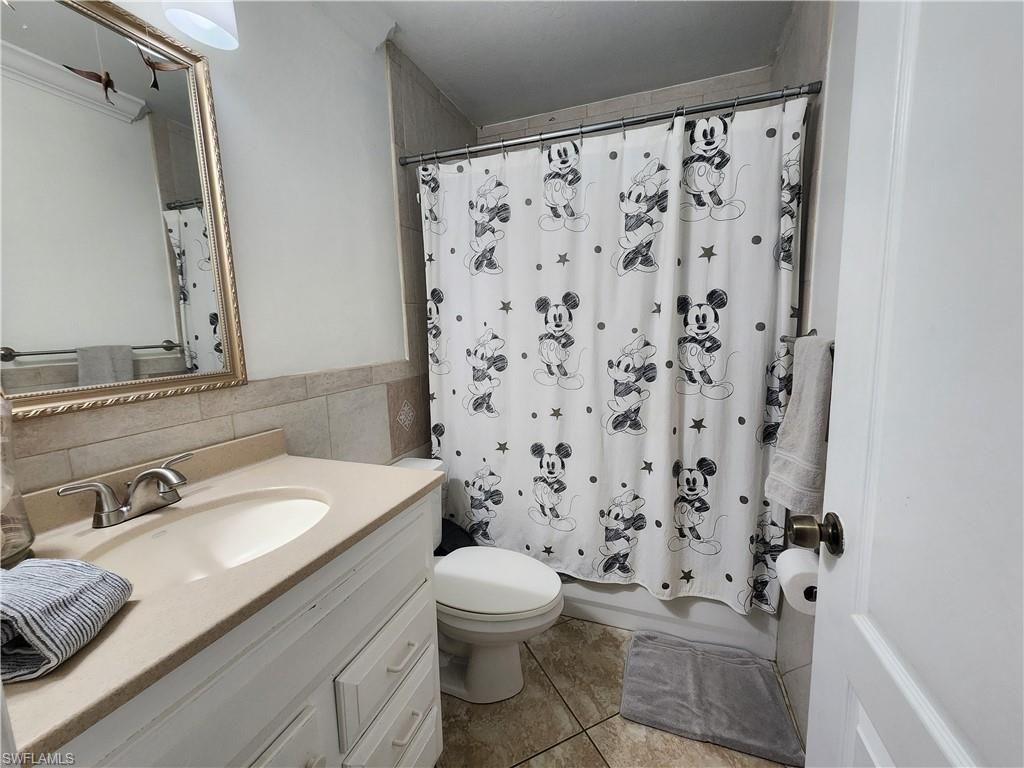 111 2nd St Se, Naples, FL 34117 Photo