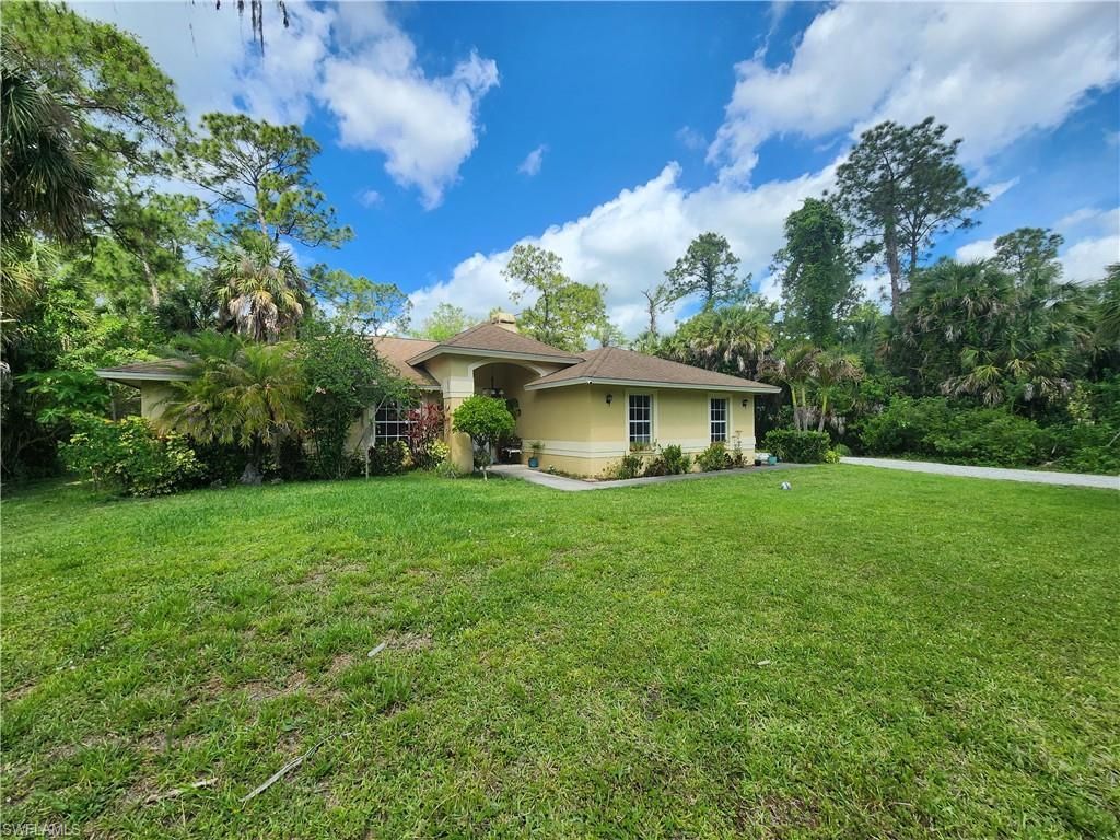 111 2nd St Se, Naples, FL 34117 Photo