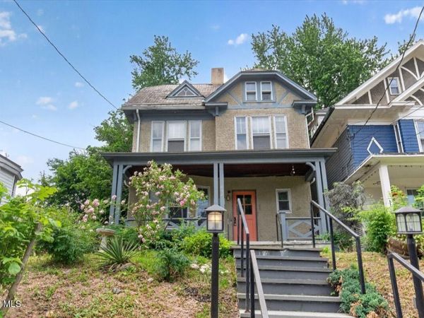 852 Myrtle Avenue, Albany, NY 12208