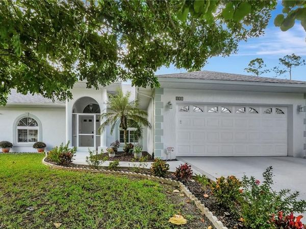 809 Robert AVE , LEHIGH ACRES, FL 33936