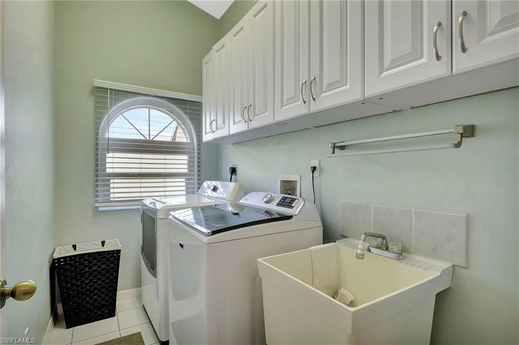 809 Robert Ave , Lehigh Acres, FL 33936 Photo