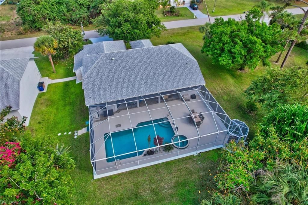 809 Robert Ave , Lehigh Acres, FL 33936 Photo
