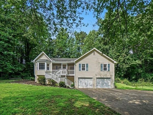 331 Creekbend Drive, Woodstock, GA 30188