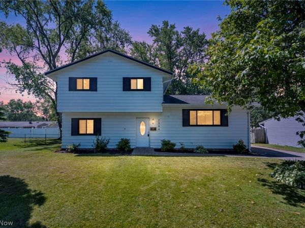 7386 Primrose Drive, Mentor on the Lake, OH 44060
