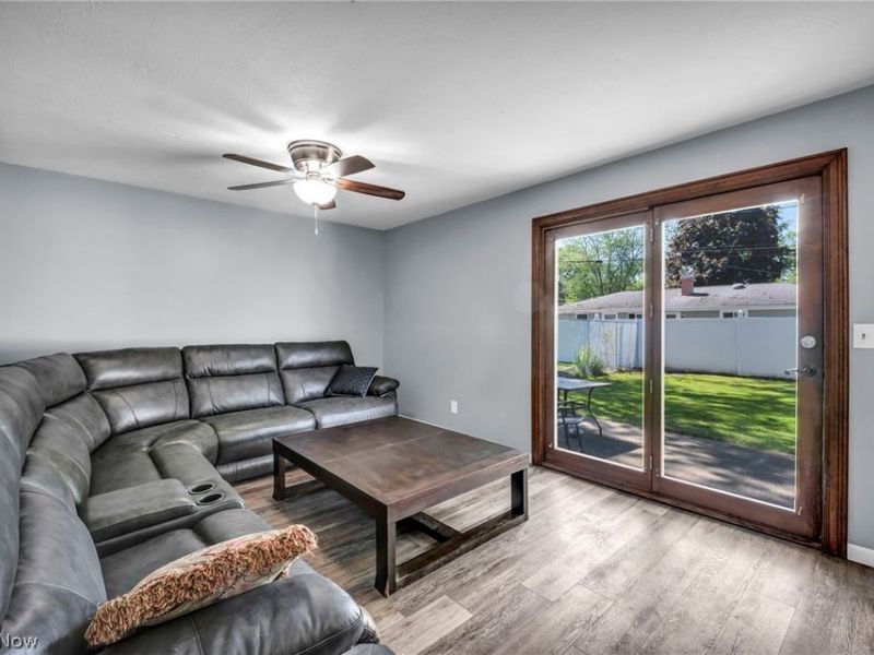 7386 Primrose Drive, Mentor on the Lake, OH 44060 Photo 10