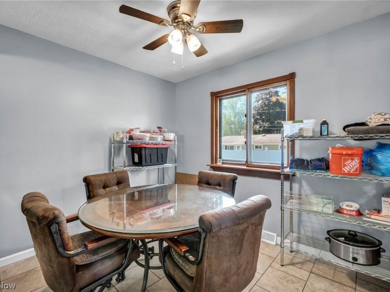 7386 Primrose Drive, Mentor on the Lake, OH 44060 Photo 17