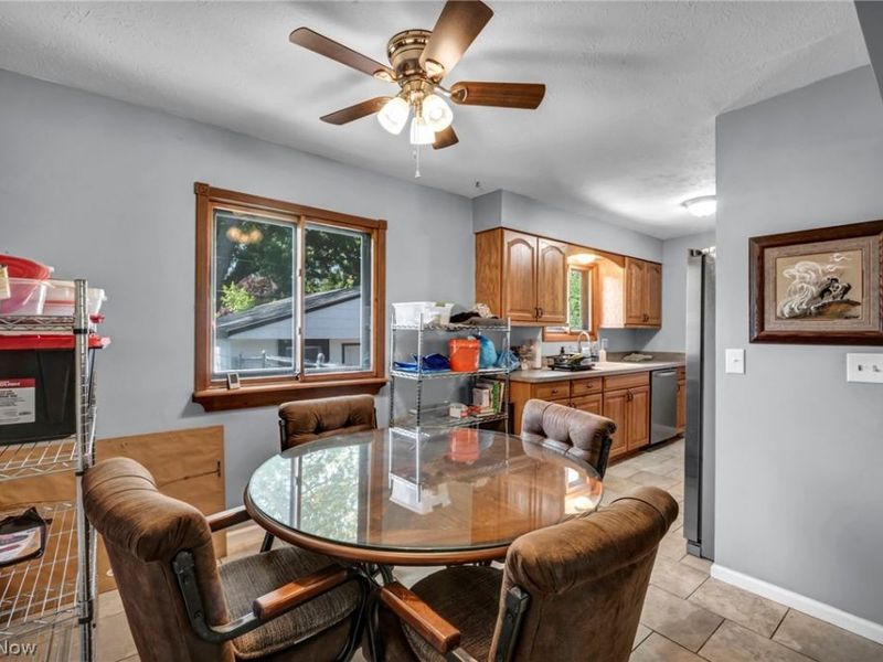 7386 Primrose Drive, Mentor on the Lake, OH 44060 Photo 19