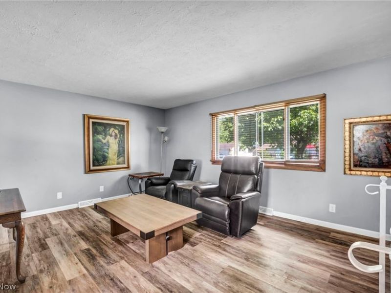 7386 Primrose Drive, Mentor on the Lake, OH 44060 Photo 21