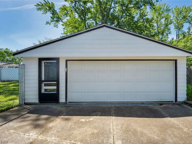 7386 Primrose Drive, Mentor on the Lake, OH 44060 Photo 40