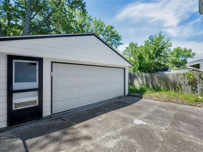 7386 Primrose Drive, Mentor on the Lake, OH 44060 Photo 41