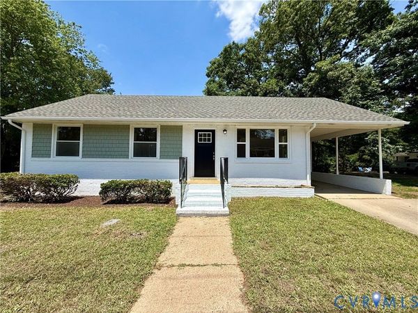 3522 W Hundred Road , Chester, VA 23831