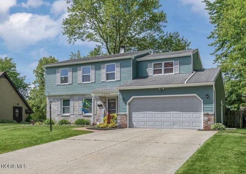 1694 Pinelawn Drive, Toledo, OH 43614 Main Photo