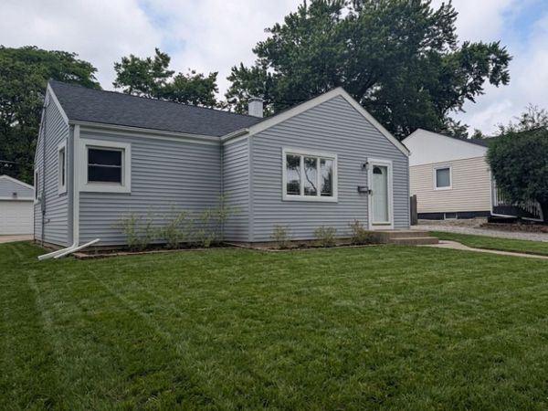 4334 Washington Street , Downers Grove, IL 60515