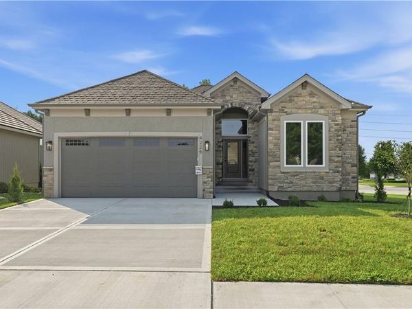 4225 NE Park Springs Drive, Lee's Summit, MO 64064
