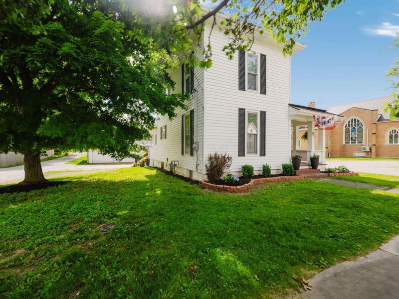 77 S Hartford Avenue , Centerburg, OH 43011 Photo 34