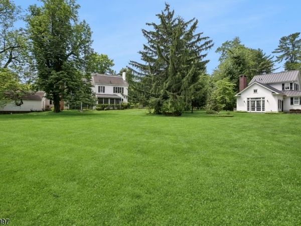 111 Village Rd, Harding, NJ 07976