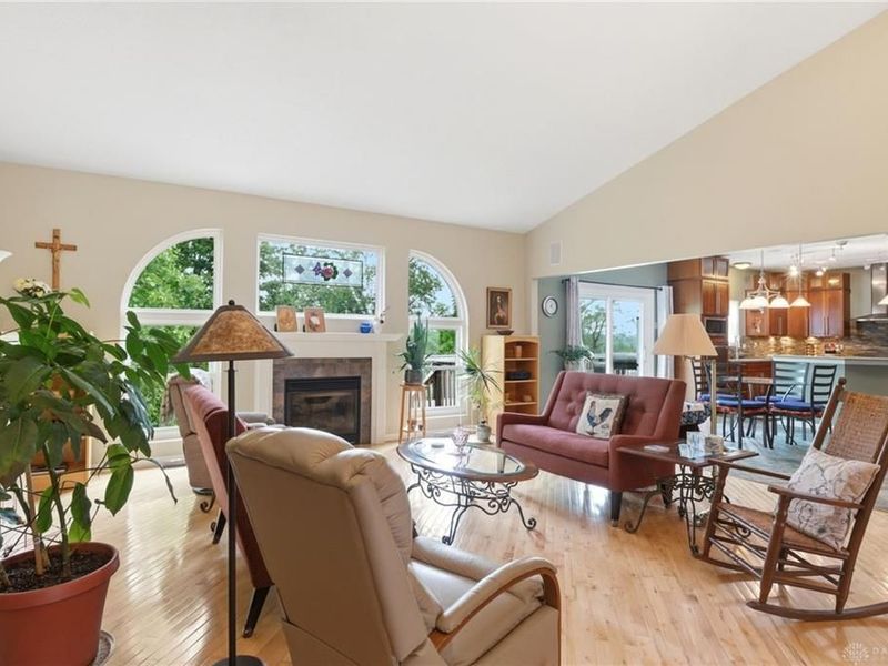 12196 Kilbride Drive, Cincinnati, OH 45251 Photo 9