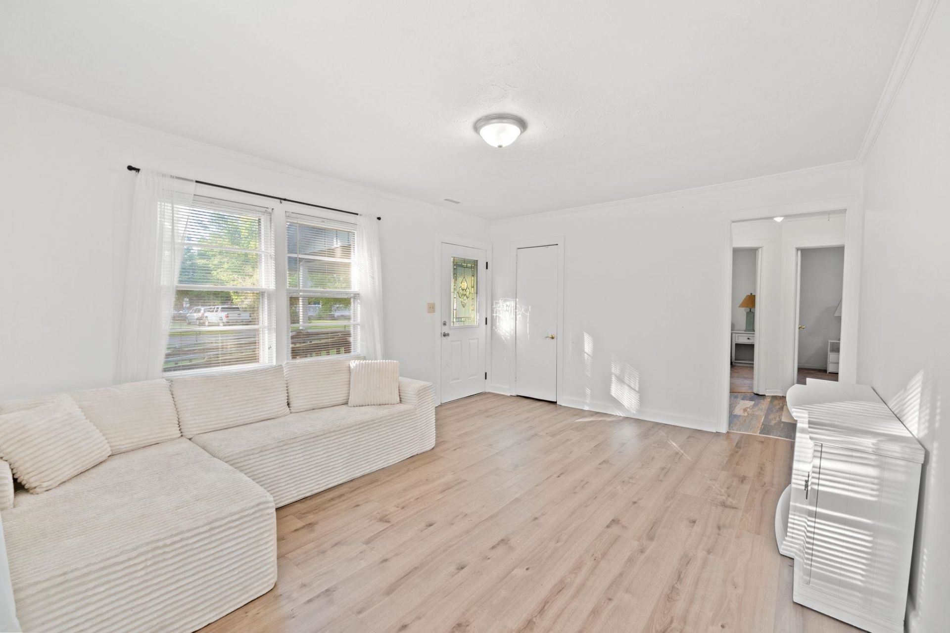 707 15th Court  Photo 7