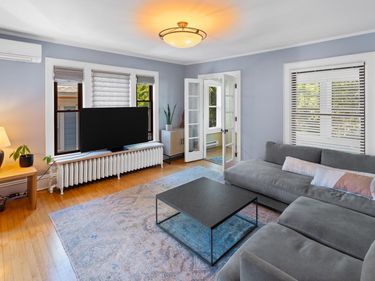 2011 Emerson Avenue S, Unit 202, Minneapolis, MN 55405
