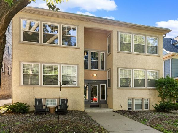 2011 Emerson Avenue S, Unit 202, Minneapolis, MN 55405