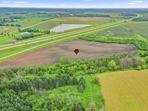 N NORTH ROAD, Fremont, WI 54940