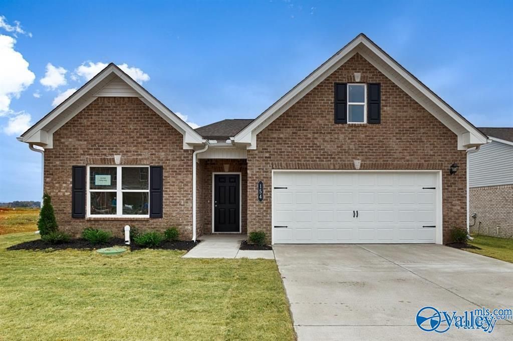 118 Gray Oak Court, Harvest, AL 35749 Main Photo