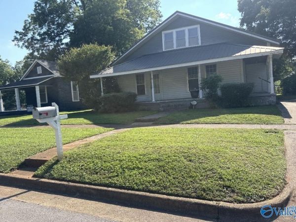 419 5th Avenue SW, Decatur, AL 35601